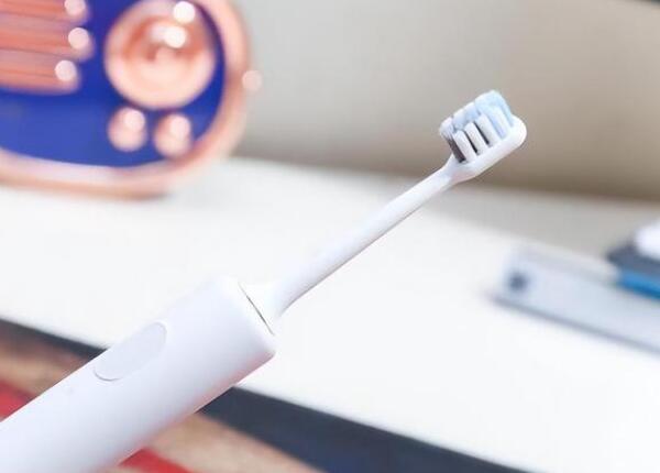 小米電動牙刷換頭卡住怎么辦 小米電動牙刷換頭卡住怎么辦