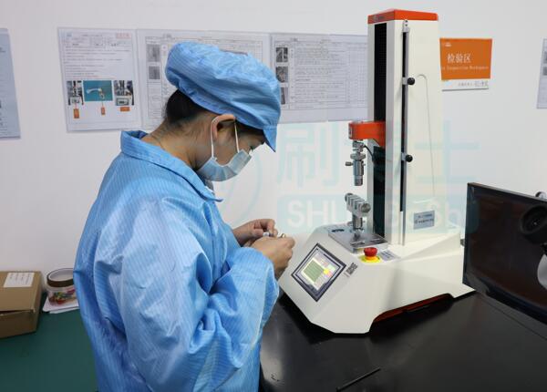 如何選擇適合自己的電動牙刷OEM廠家？